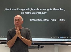 11883 Kabarettist Alfons zu Gast in Aschaffenburg